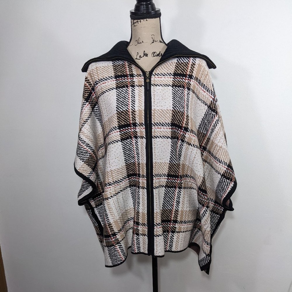 NWT Tahari Zippered Plaid Poncho Sweater Vest White Beige Black S/M